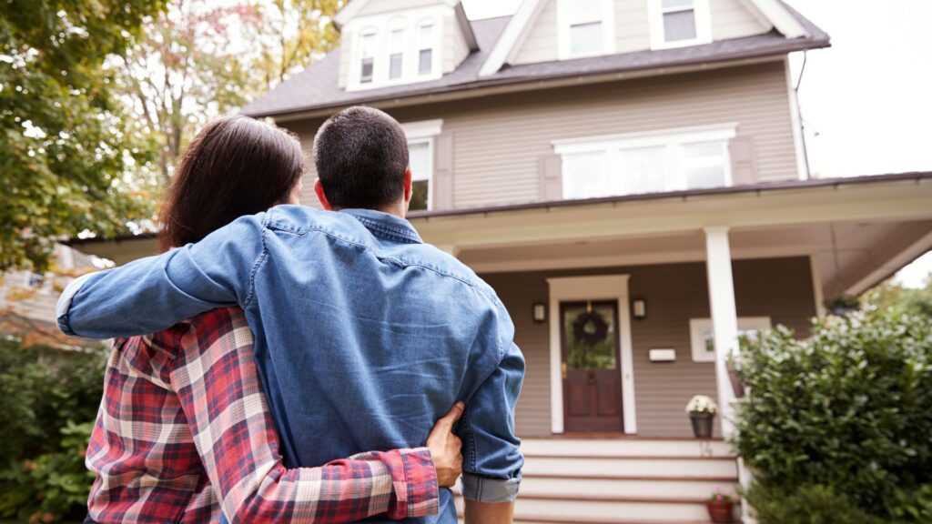 couple buying a new home